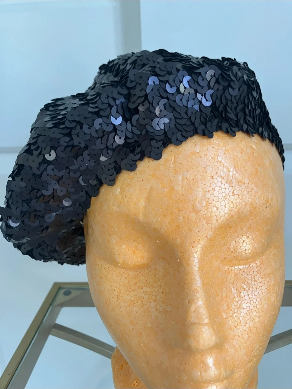 Black Sequin Beret Hat - Chic Evening Accessory
